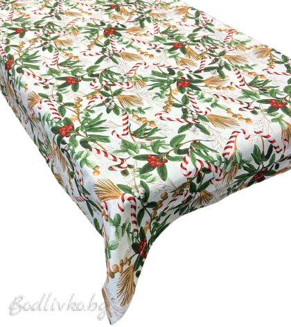 КОЛЕДНА ПОКРИВКА ЗА МАСА, ЗЕЛЕН ШЕДЬОВЪР