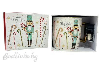 КОЛЕДНА ЧАША В МУЗИКАЛНА КУТИЯ 