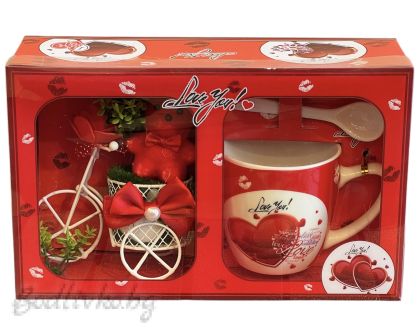 Подаръчен комплект чаша, лъжичка и сувенир- колело - Идеален подарък!