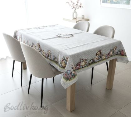 ПОКРИВКА ЗА МАСА ЖАКАРД, ВЕЛИКДЕН, ЯЙЦА И ПИЛЕНЦА, 140/180 СМ.