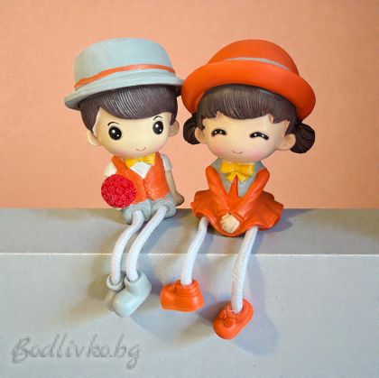 Комплект фигурки, момиче и момче с букет, 17см.