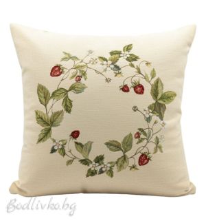 КАЛЪФКА за възглавничка, Венче от ягодки , 45/45см.