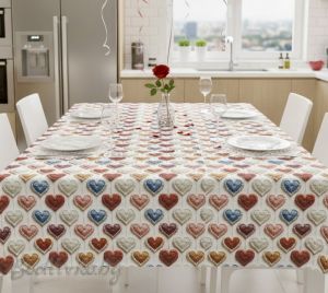 ПОКРИВКА ЗА МАСА, СЪРЦА, ХИДРОФОБИРАНА